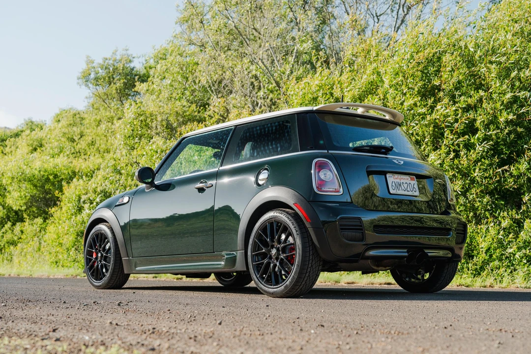 2010 Mini Mini John Cooper Works 2nd Gen - Image 6 of 31