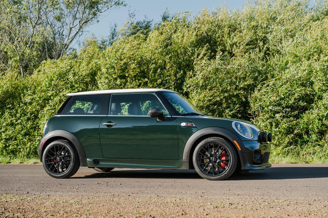 2010 Mini Mini John Cooper Works 2nd Gen - Image 8 of 31