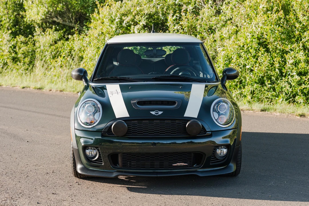 2010 Mini Mini John Cooper Works 2nd Gen - Image 16 of 31