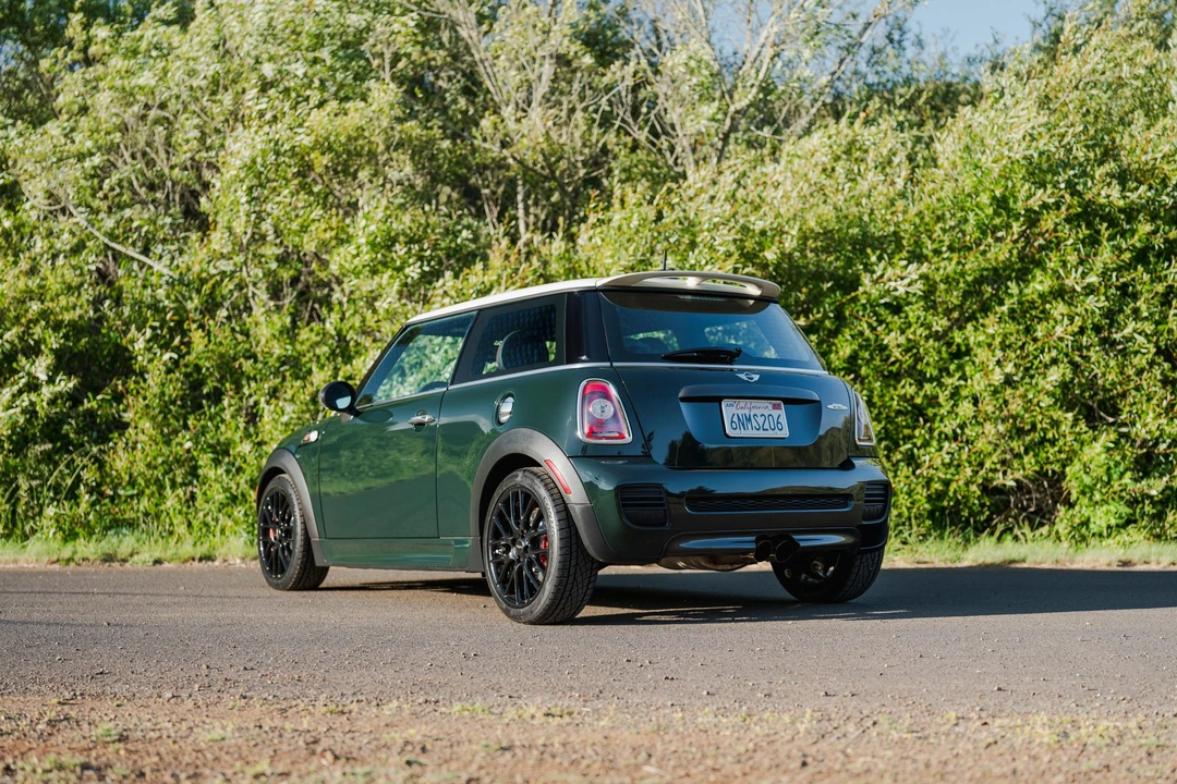 2010 Mini Mini John Cooper Works 2nd Gen - Image 7 of 31