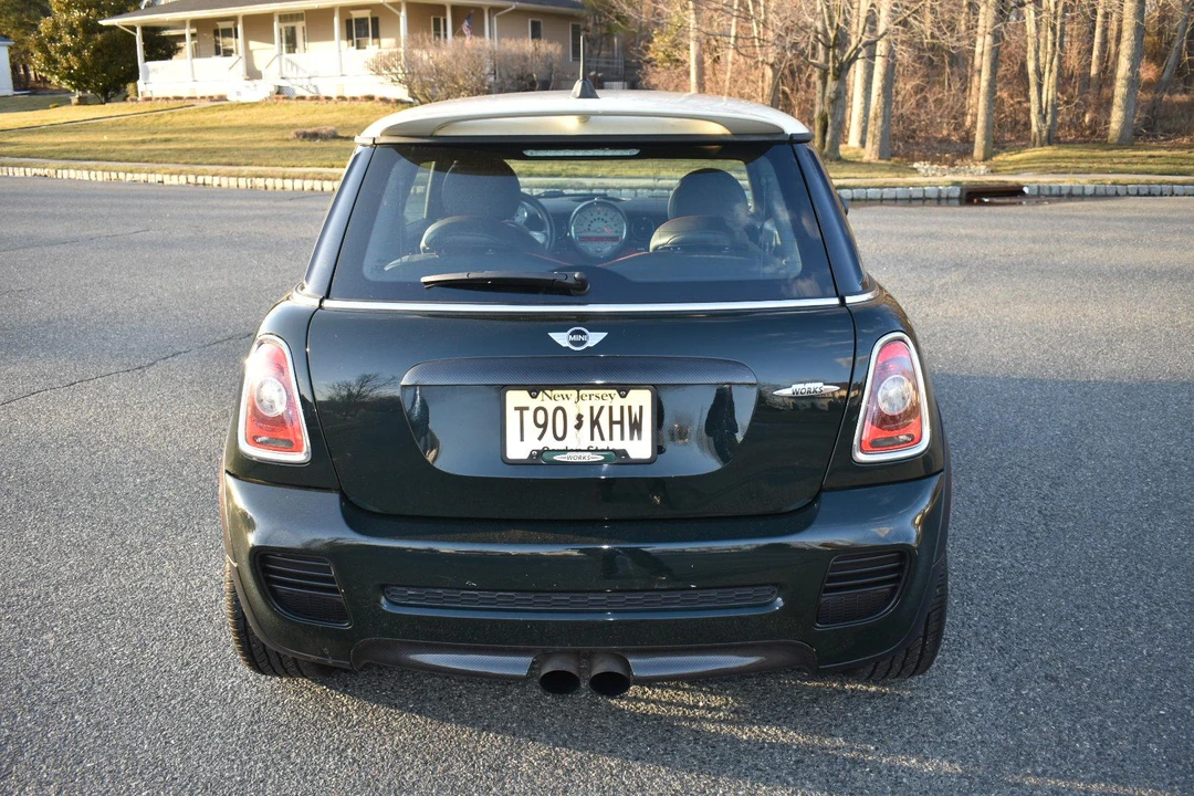 2010 Mini Mini John Cooper Works 2nd Gen - Image 14 of 31