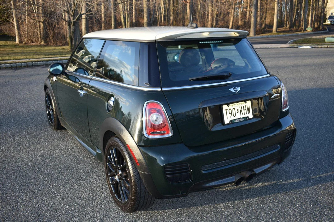 2010 Mini Mini John Cooper Works 2nd Gen - Image 11 of 31