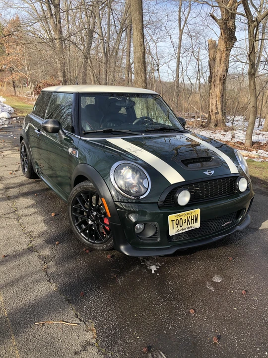 2010 Mini Mini John Cooper Works 2nd Gen - Image 23 of 31