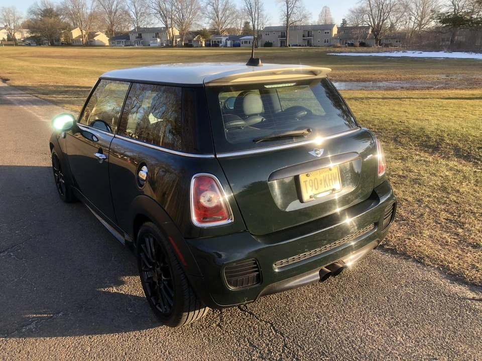 2010 Mini Mini John Cooper Works 2nd Gen - Image 4 of 31