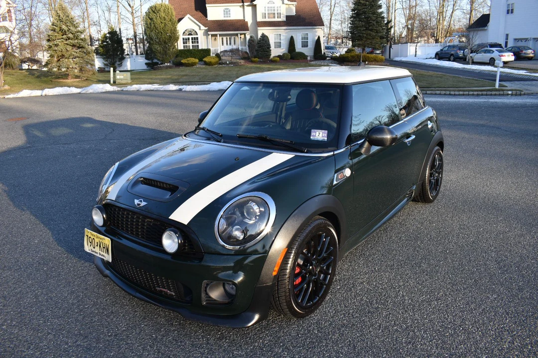 2010 Mini Mini John Cooper Works 2nd Gen - Image 3 of 31