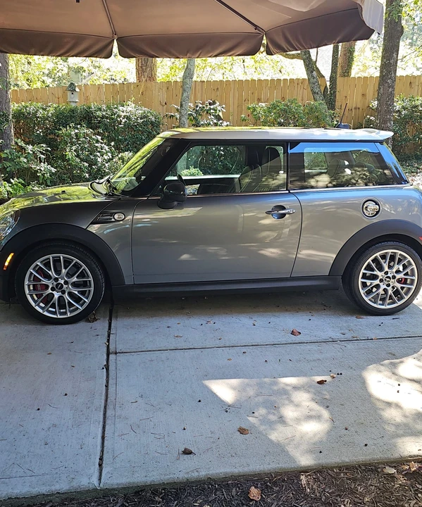 2010 Mini Mini John Cooper Works 2nd Gen - Image 25 of 31