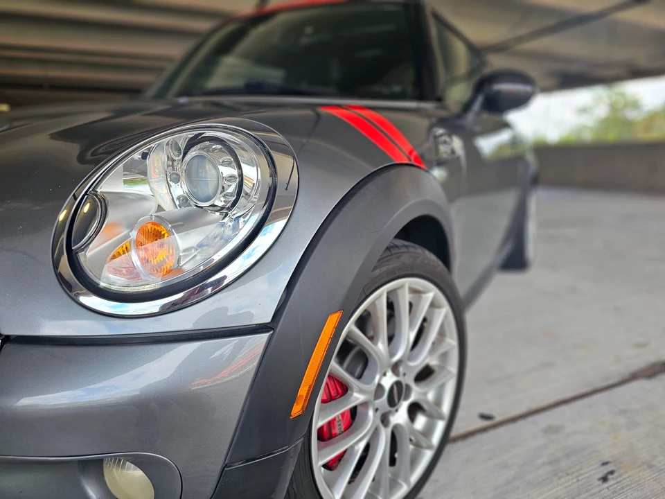 2010 Mini Mini John Cooper Works 2nd Gen - Image 26 of 31