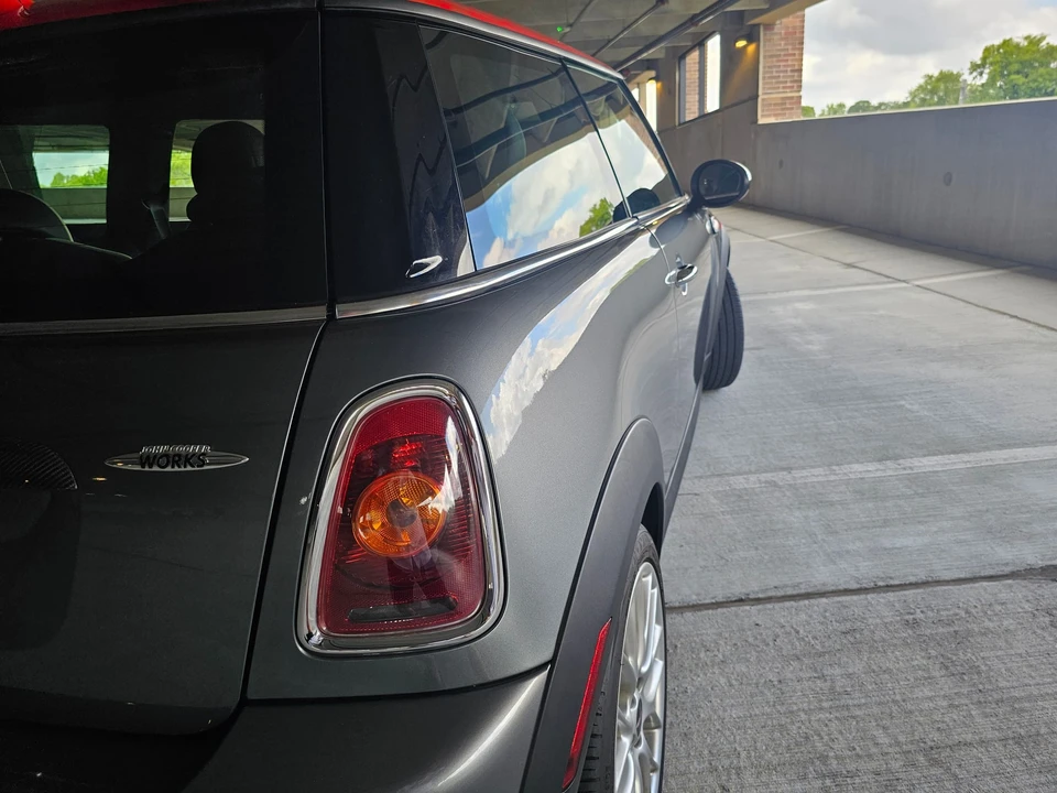 2010 Mini Mini John Cooper Works 2nd Gen - Image 22 of 31