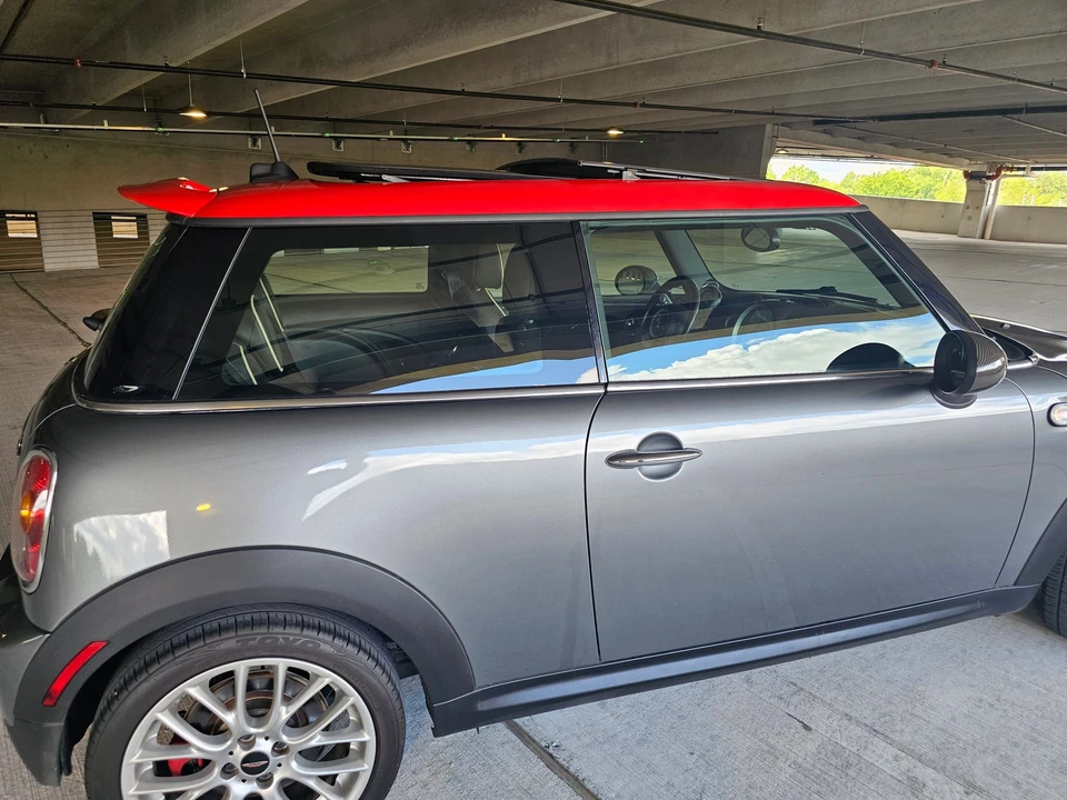 2010 Mini Mini John Cooper Works 2nd Gen - Image 19 of 31