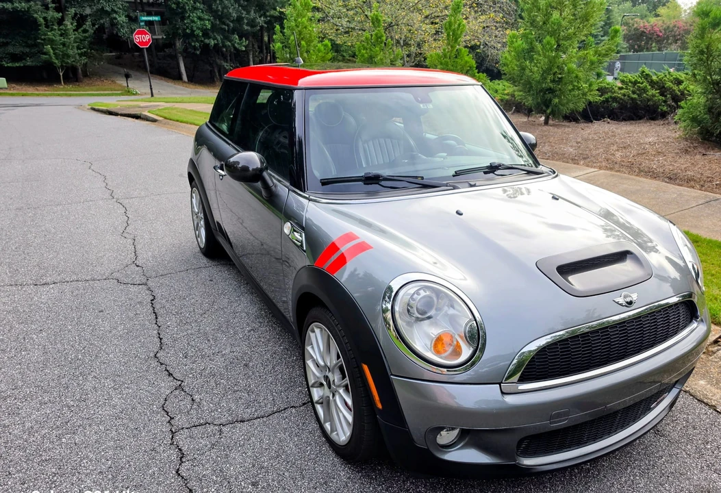 2010 Mini Mini John Cooper Works 2nd Gen - Image 5 of 31