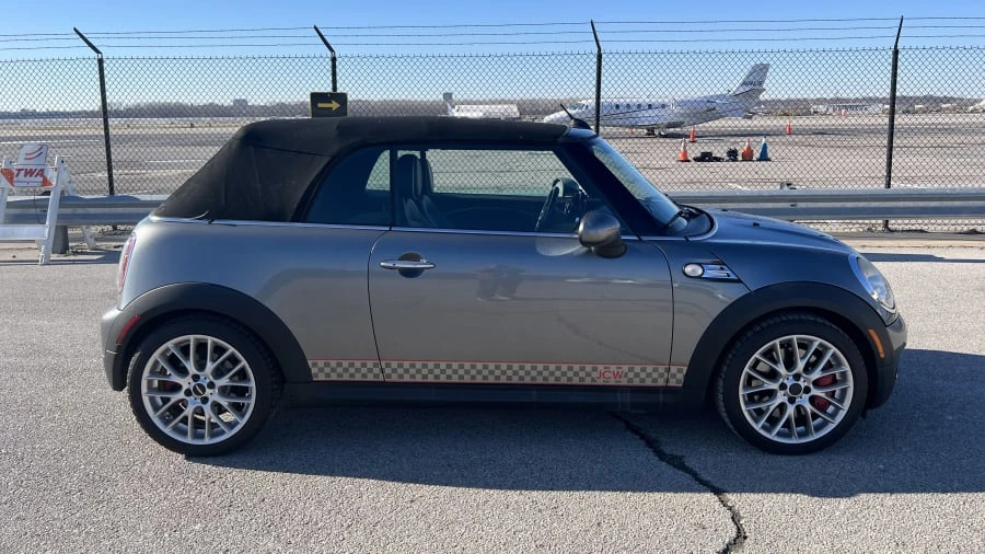 2010 Mini Mini John Cooper Works 2nd Gen - Image 2 of 4