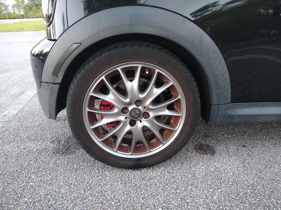 2010 Mini Mini John Cooper Works 2nd Gen - Image 18 of 30