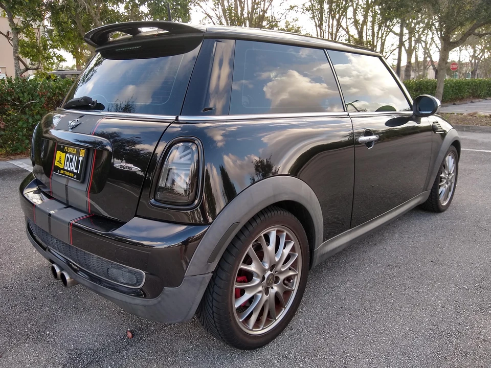 2010 Mini Mini John Cooper Works 2nd Gen - Image 8 of 30