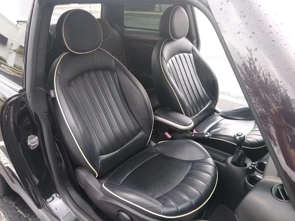 2010 Mini Mini John Cooper Works 2nd Gen - Image 26 of 30