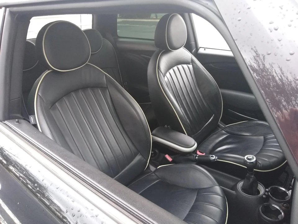 2010 Mini Mini John Cooper Works 2nd Gen - Image 25 of 30
