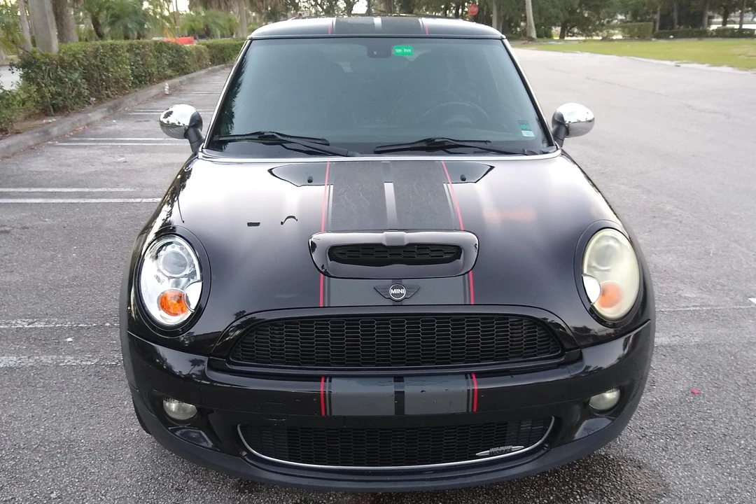 2010 Mini Mini John Cooper Works 2nd Gen - Image 2 of 30