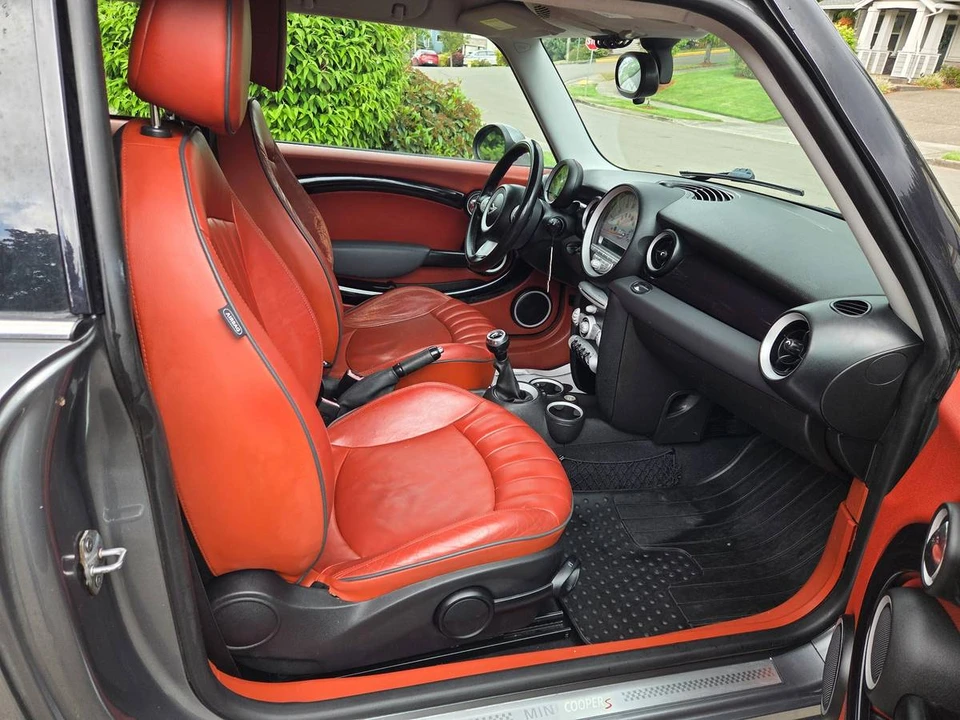 2010 Mini Mini 2nd Gen - Image 7 of 10