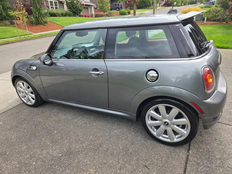 2010 Mini Mini 2nd Gen - Image 3 of 10