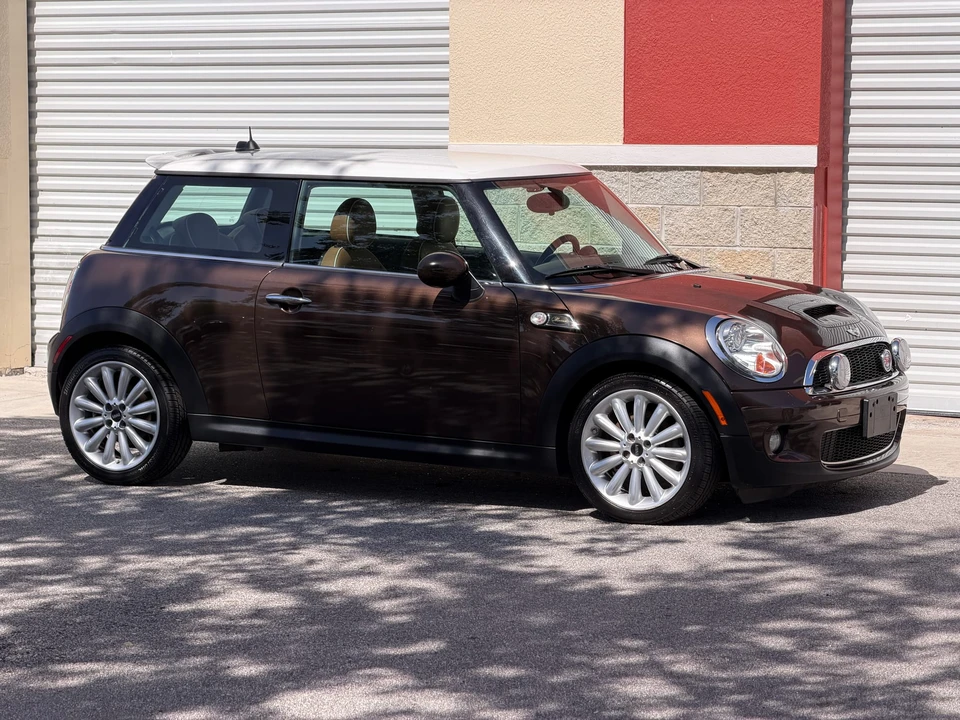 2010 Mini Mini 2nd Gen - Image 18 of 31
