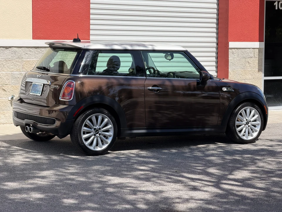 2010 Mini Mini 2nd Gen - Image 13 of 31