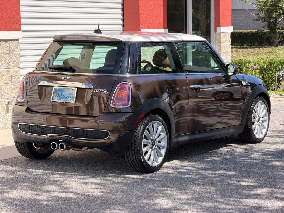 2010 Mini Mini 2nd Gen - Image 11 of 31