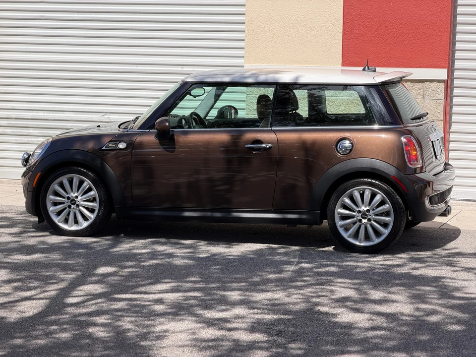 2010 Mini Mini 2nd Gen - Image 7 of 31