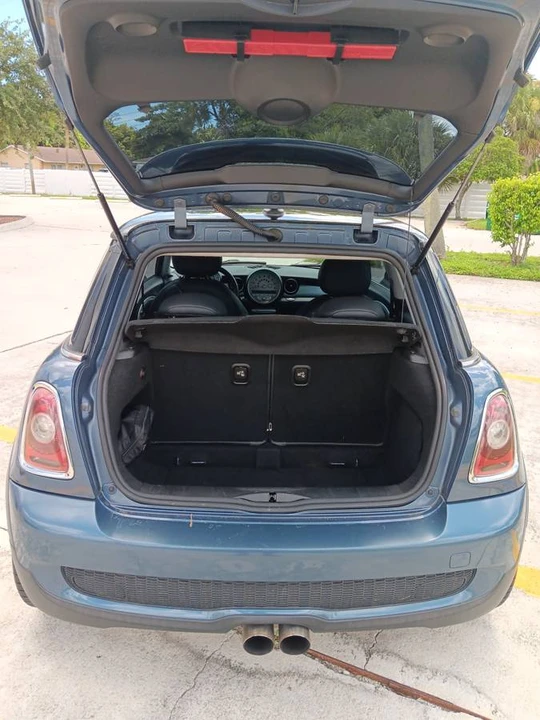 2010 Mini Mini 2nd Gen - Image 13 of 20