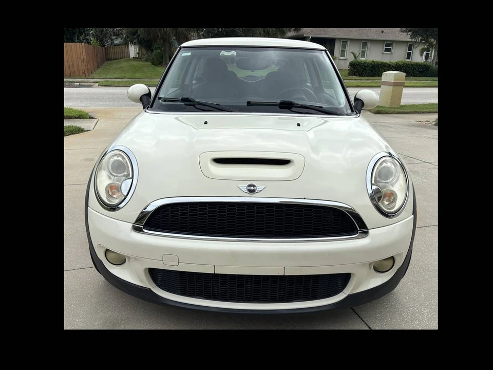 2010 Mini Mini 2nd Gen - Image 4 of 8