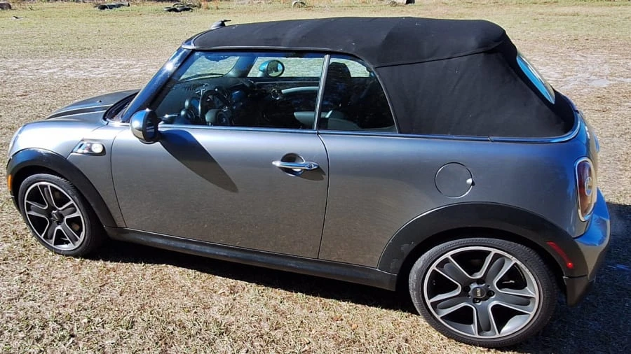 2010 Mini Mini 2nd Gen - Image 2 of 16