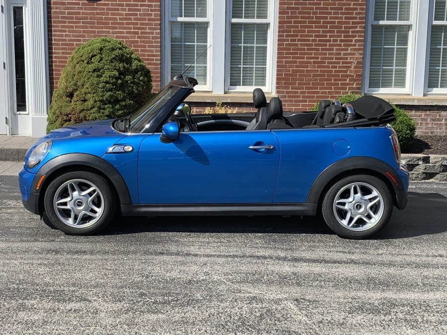 2010 Mini Mini 2nd Gen - Image 2 of 10