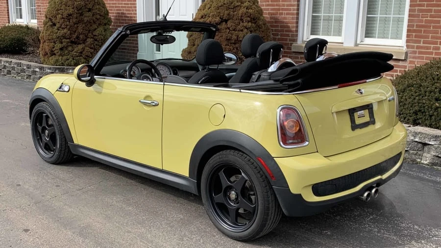 2010 Mini Mini 2nd Gen - Image 3 of 10