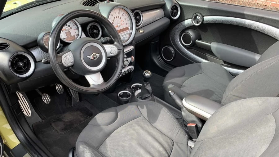 2010 Mini Mini 2nd Gen - Image 4 of 10
