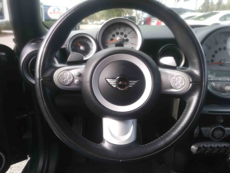 2010 Mini Mini 2nd Gen - Image 4 of 28