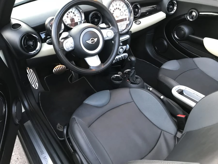 2010 Mini Mini 2nd Gen - Image 4 of 7