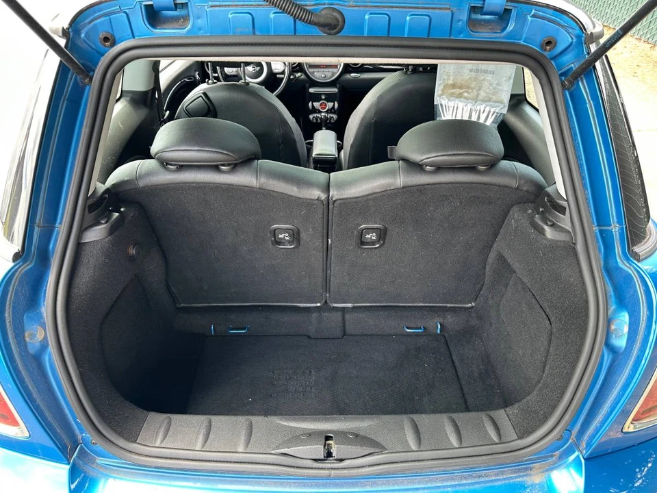 2010 Mini Mini 2nd Gen - Image 5 of 10