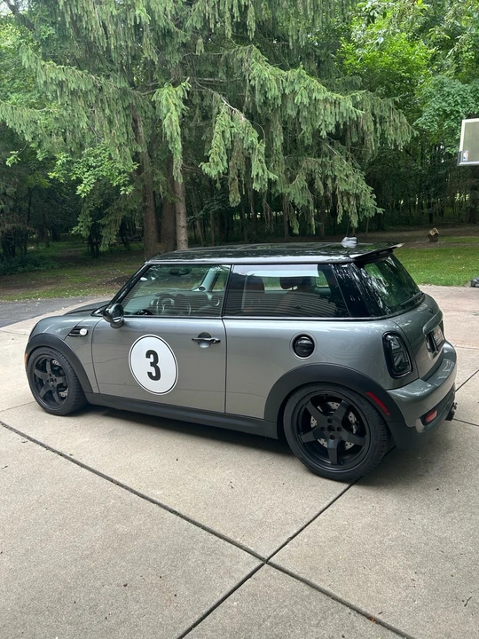2010 Mini Mini 2nd Gen - Image 9 of 23