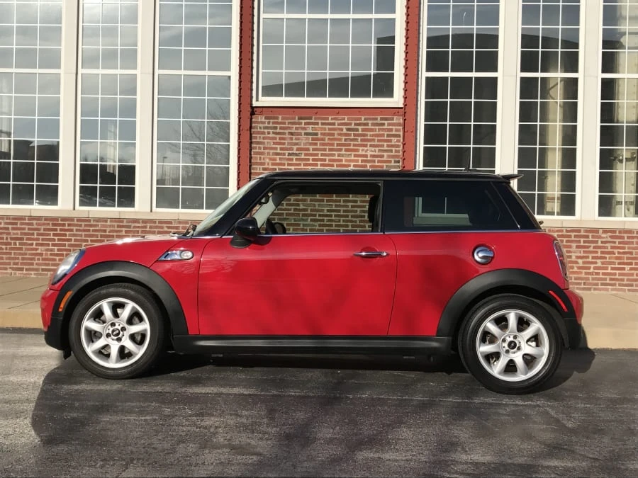 2010 Mini Mini 2nd Gen - Image 2 of 7
