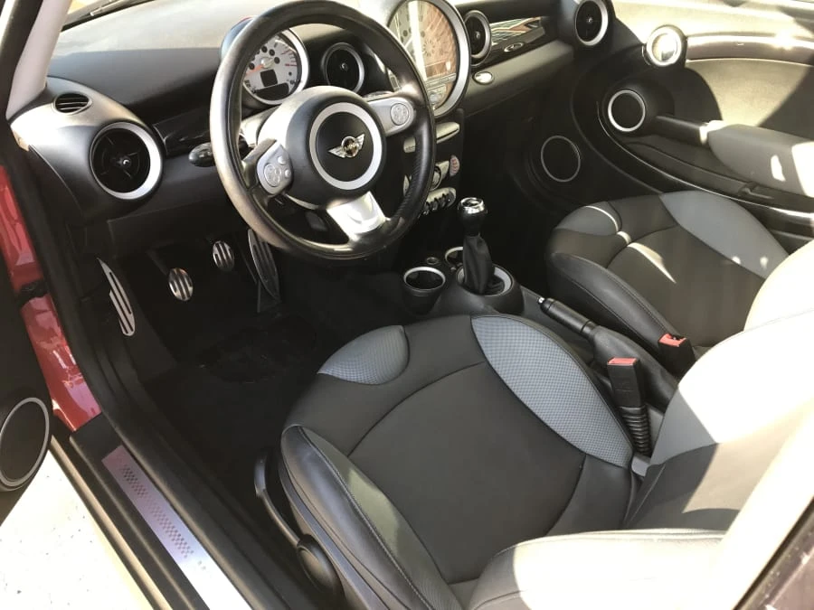 2010 Mini Mini 2nd Gen - Image 4 of 7