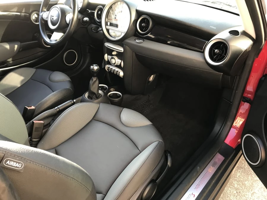 2010 Mini Mini 2nd Gen - Image 5 of 7