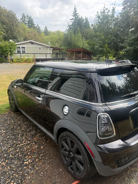 2010 Mini Mini 2nd Gen - Image 3 of 31