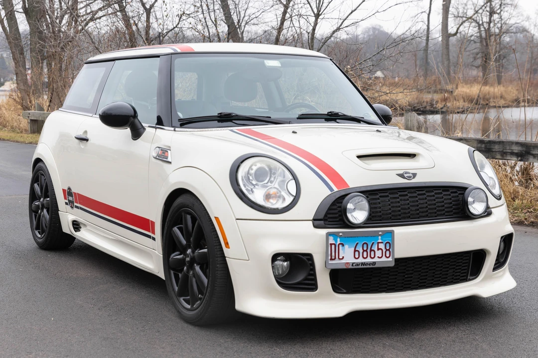 2010 Mini Mini 2nd Gen - Image 9 of 31