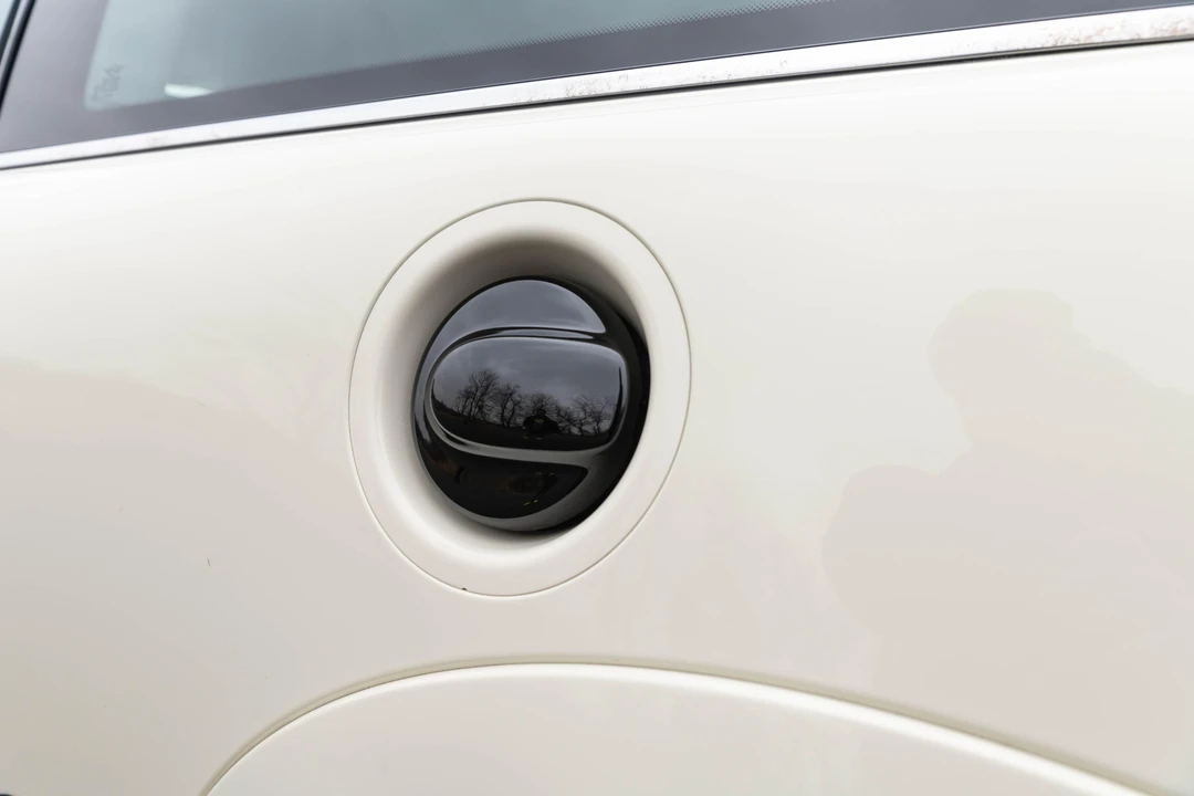 2010 Mini Mini 2nd Gen - Image 23 of 31
