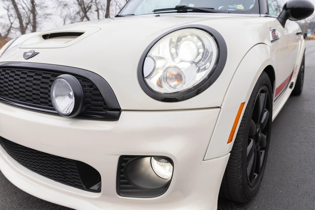2010 Mini Mini 2nd Gen - Image 14 of 31