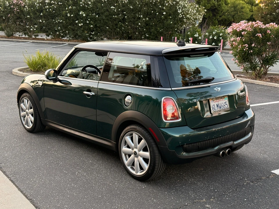 2010 Mini Mini 2nd Gen - Image 9 of 31