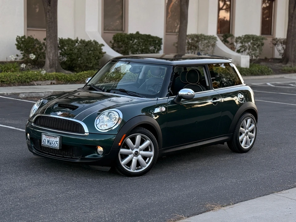 2010 Mini Mini 2nd Gen - Image 7 of 31