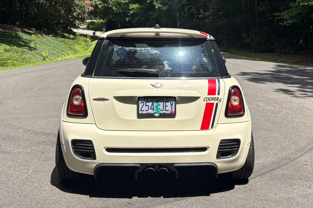 2010 Mini Mini 2nd Gen - Image 5 of 31