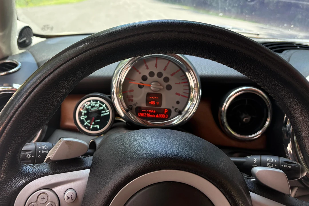 2010 Mini Mini 2nd Gen - Image 23 of 31