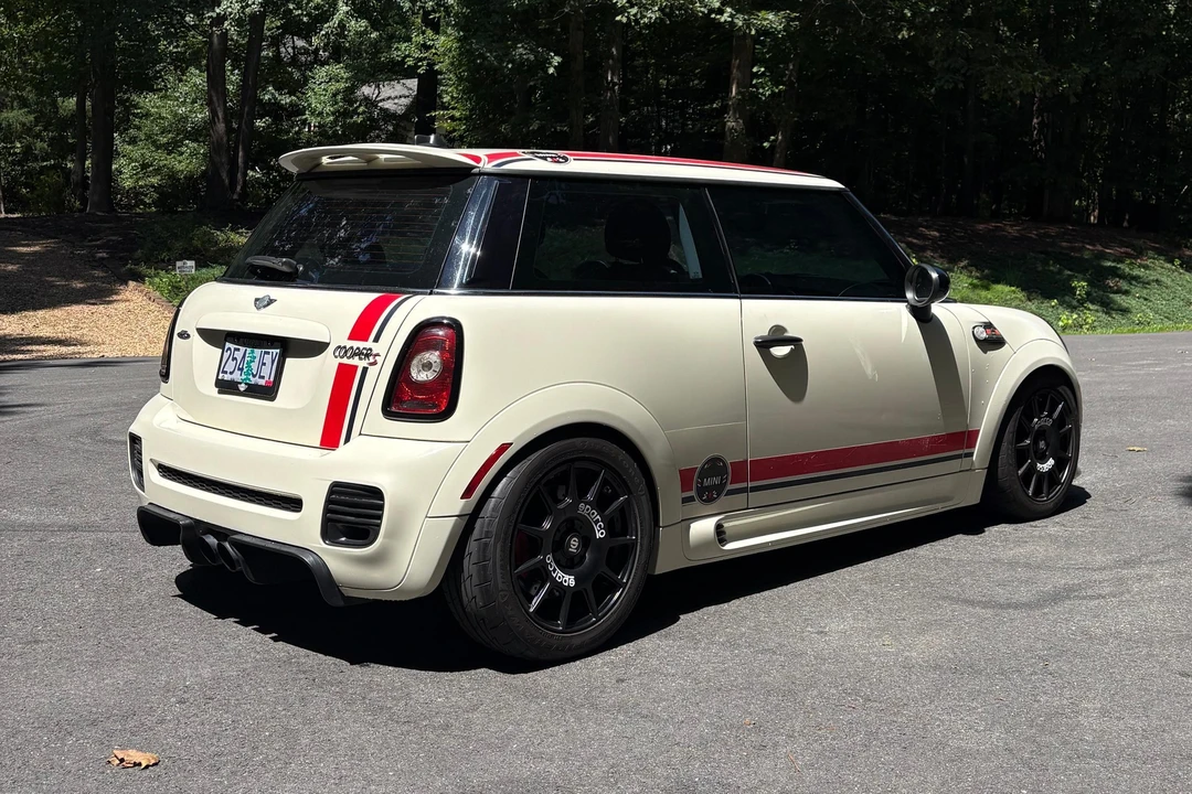 2010 Mini Mini 2nd Gen - Image 4 of 31