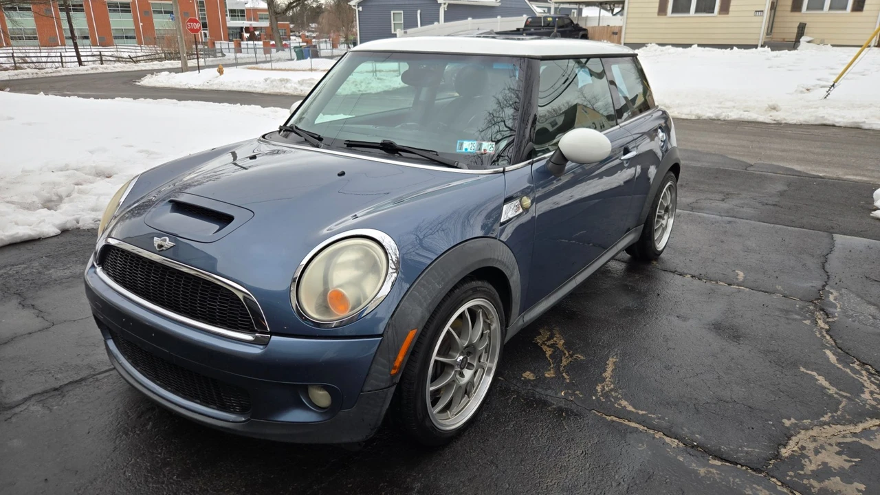 2010 Mini Mini Cooper S 1st Gen - Image 6 of 19