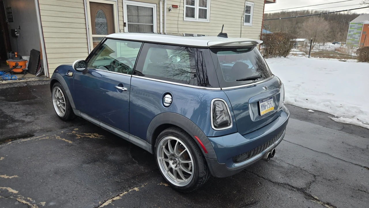 2010 Mini Mini Cooper S 1st Gen - Image 4 of 19
